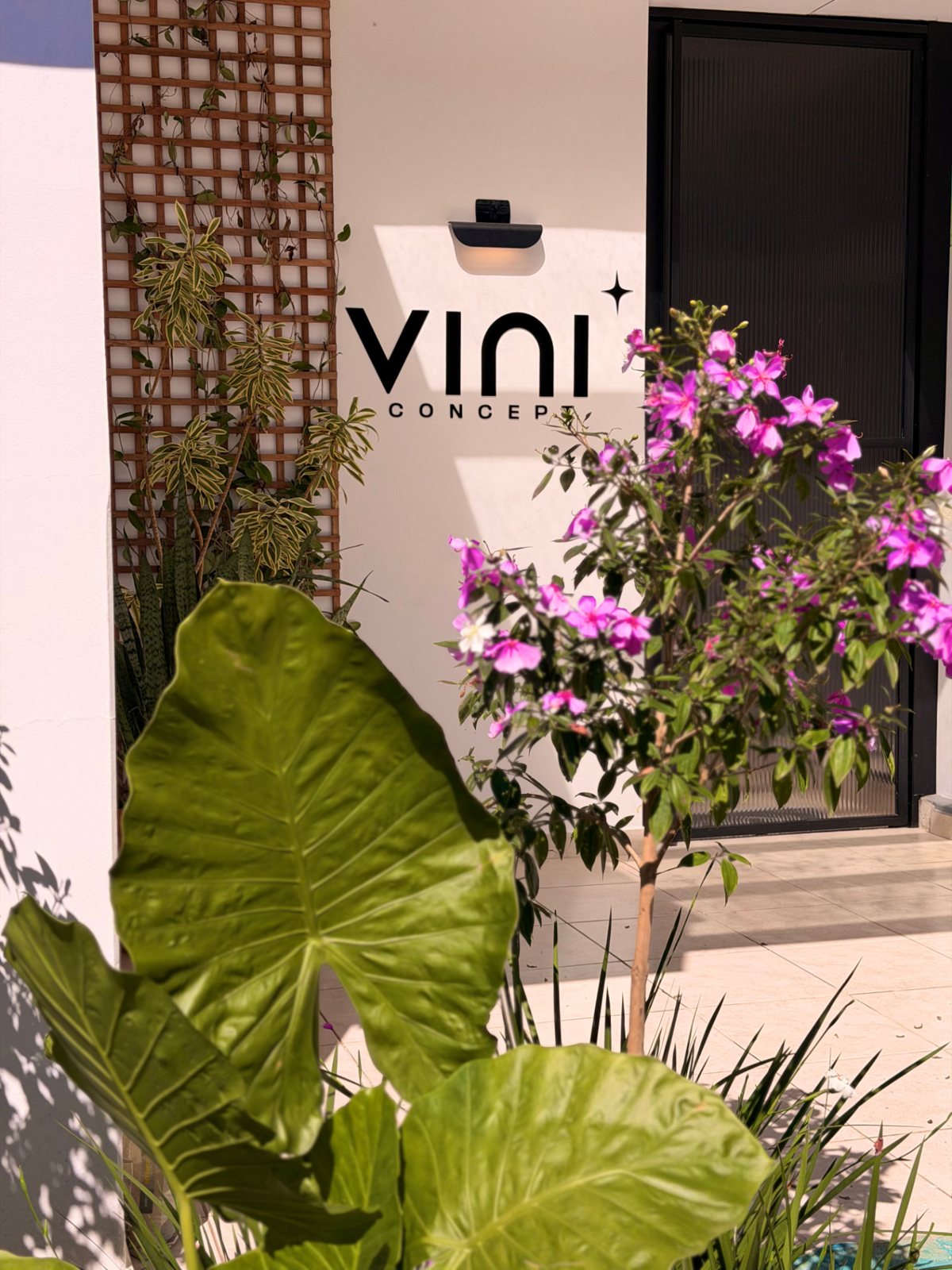 Entrada do salão Vini Concept em Timbó